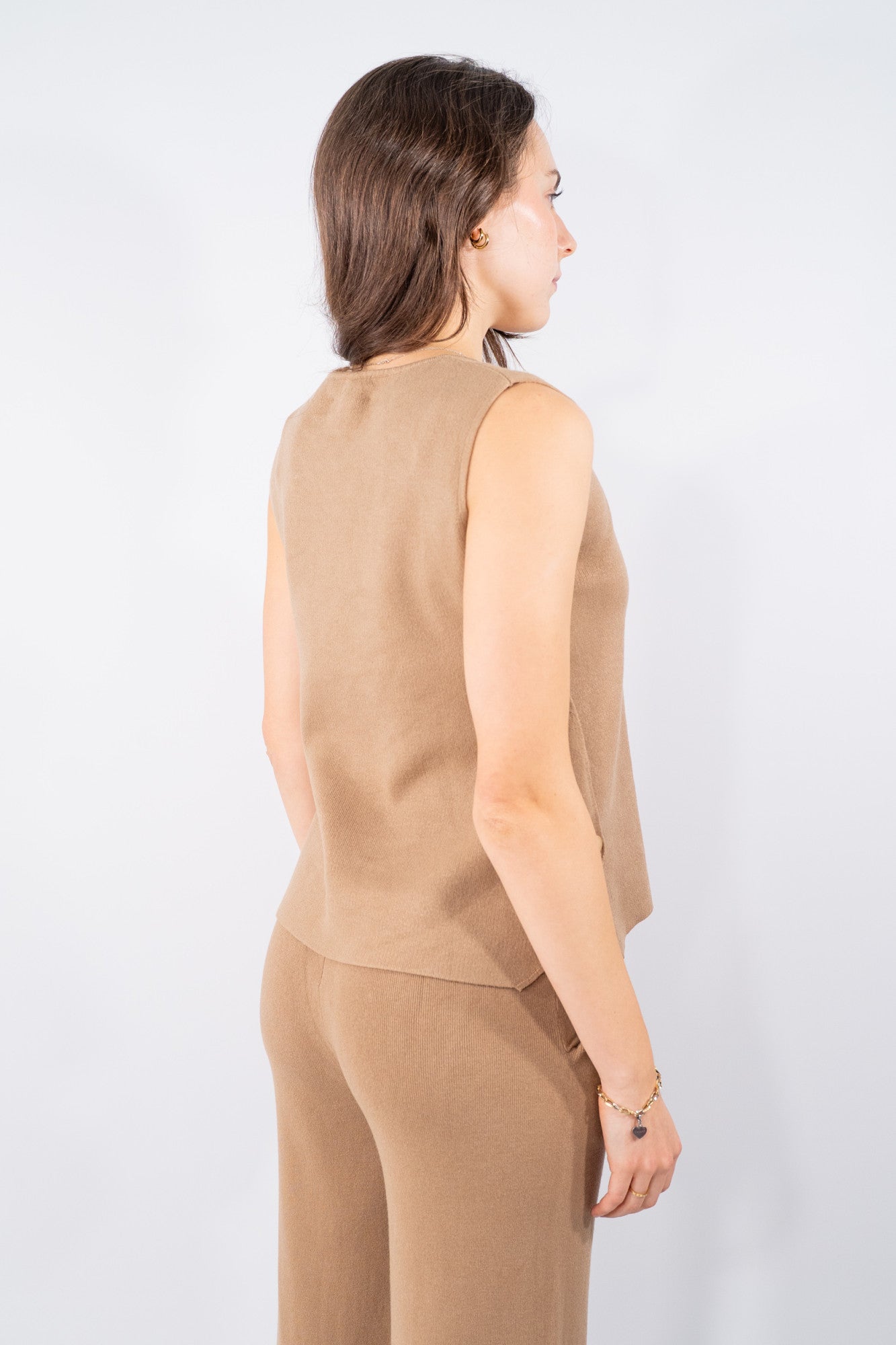 Gilet in maglia con bottoni laterali