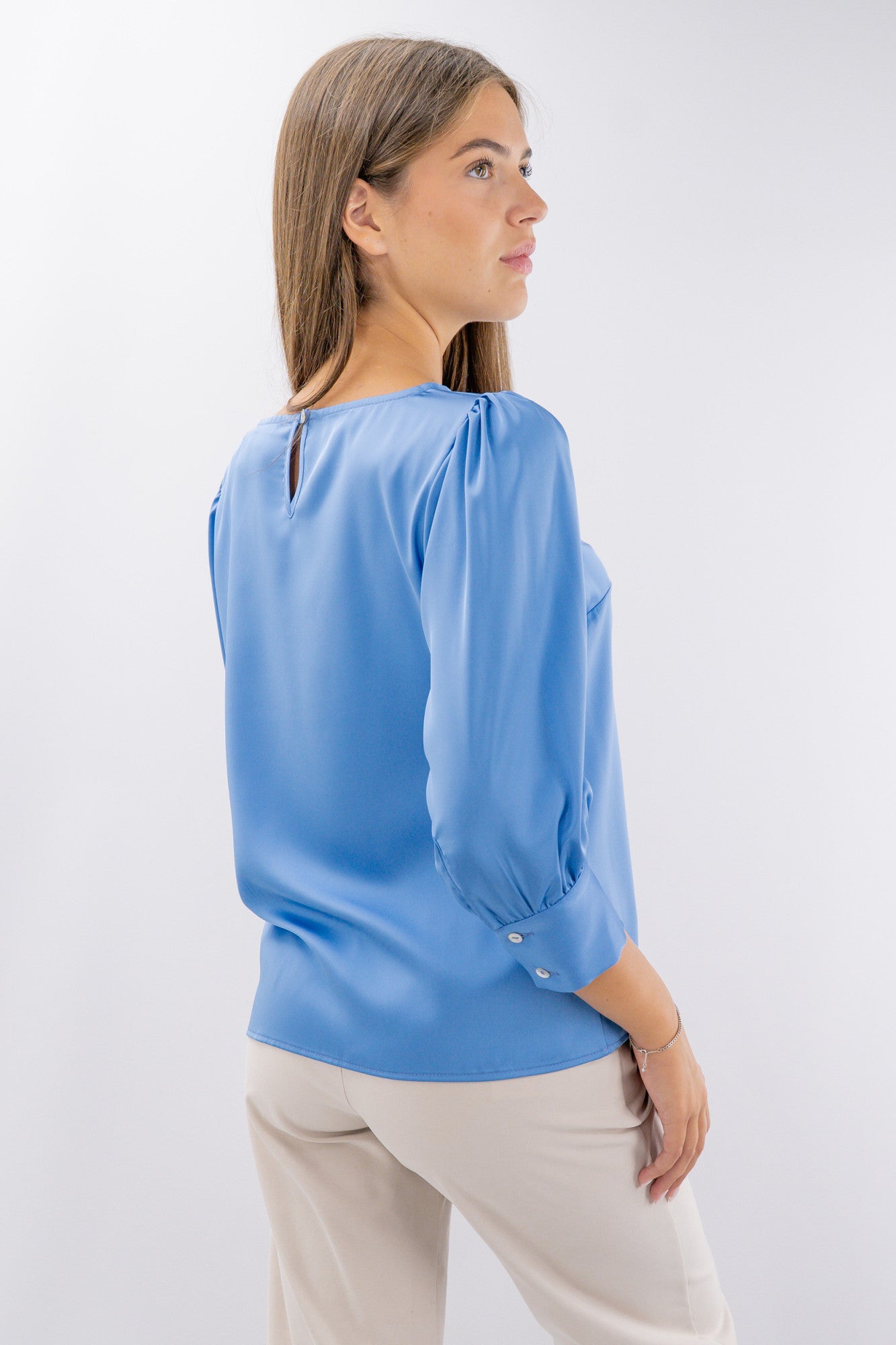 Blusa ad effetto satinato