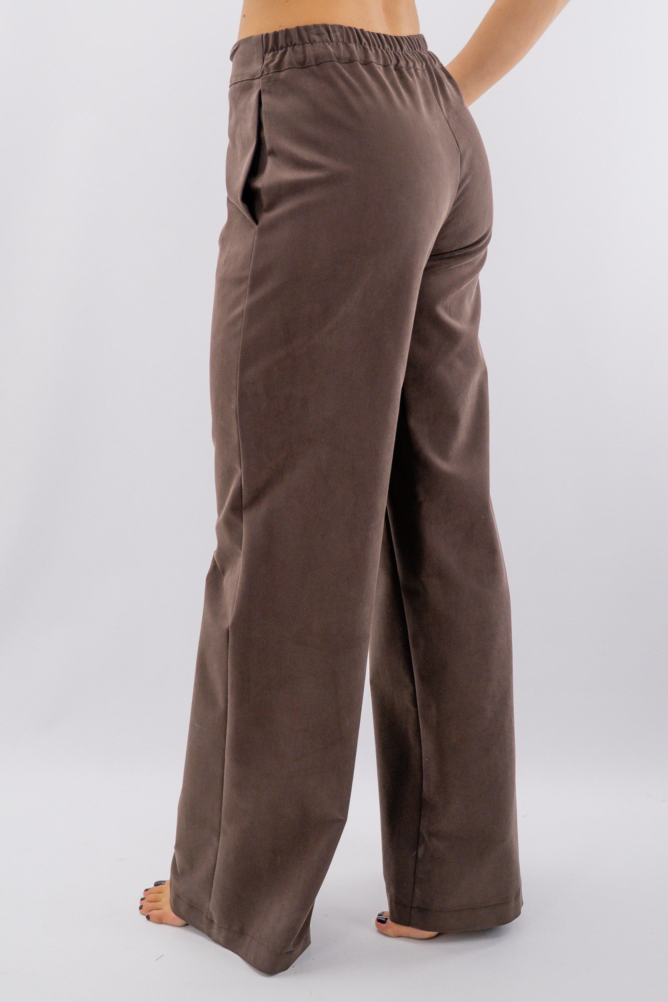 Pantalone palazzo con cinturino elasticizzato posteriormente
