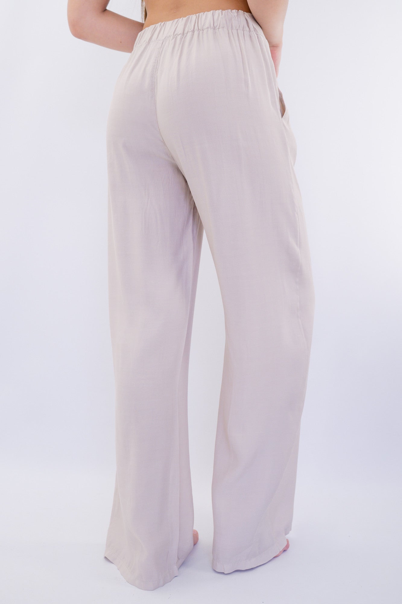 COLOR::BEIGE::4