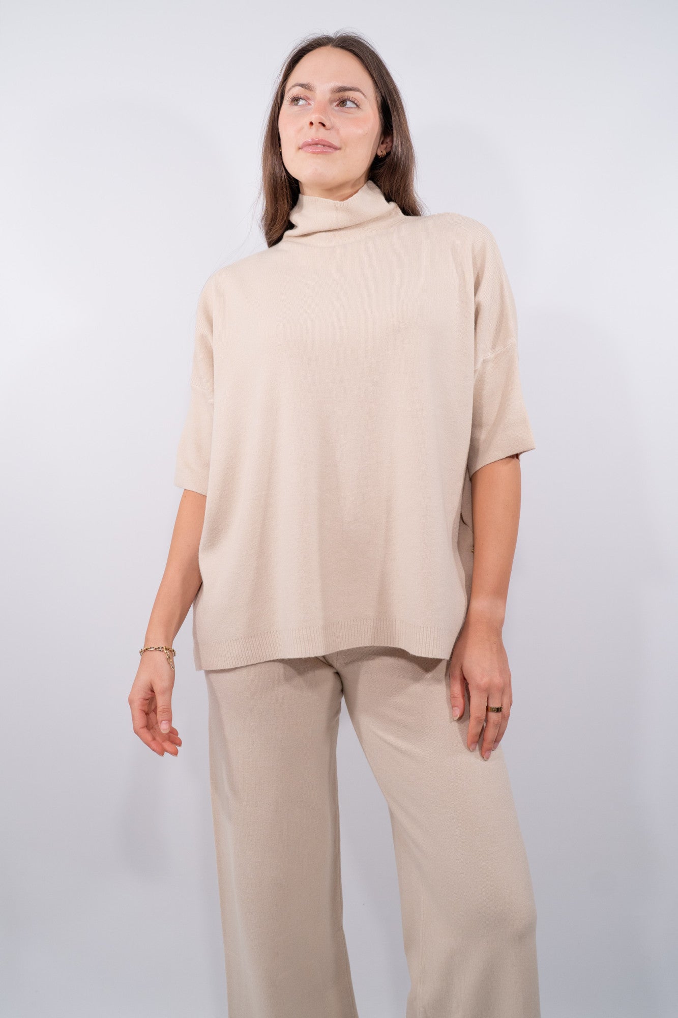 COLOR::CREMA::1