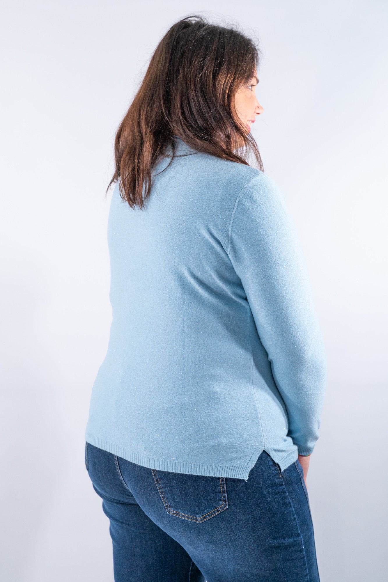 Girocollo con micro paillettes all over