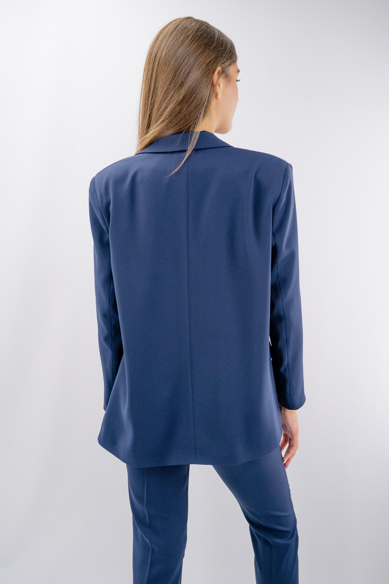 Blazer doppiopetto in tessuto fluido foderato