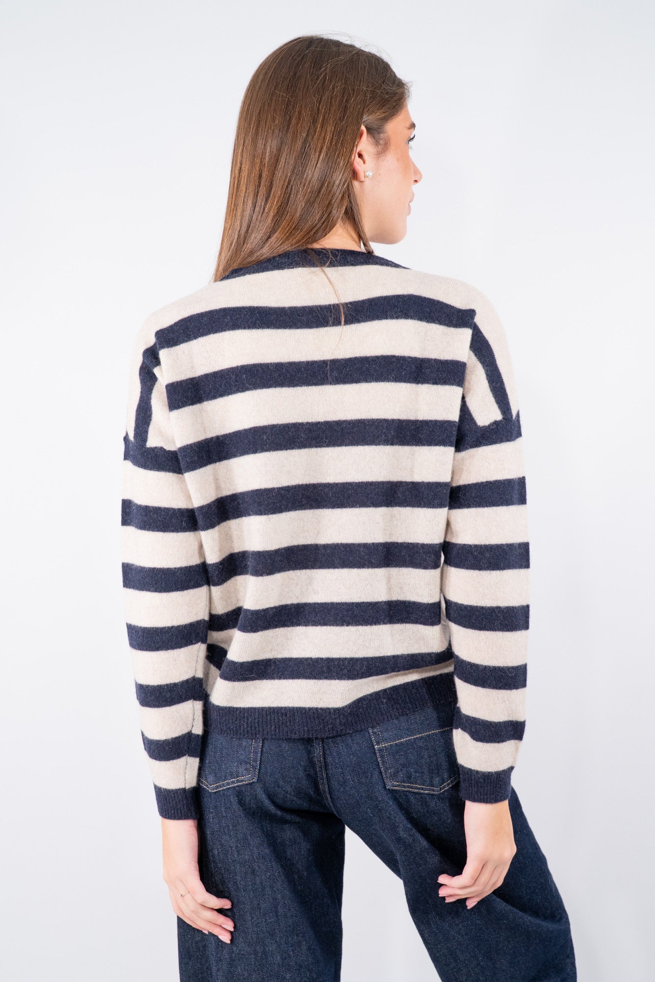 Maglia girocollo a righe in lana pregiata