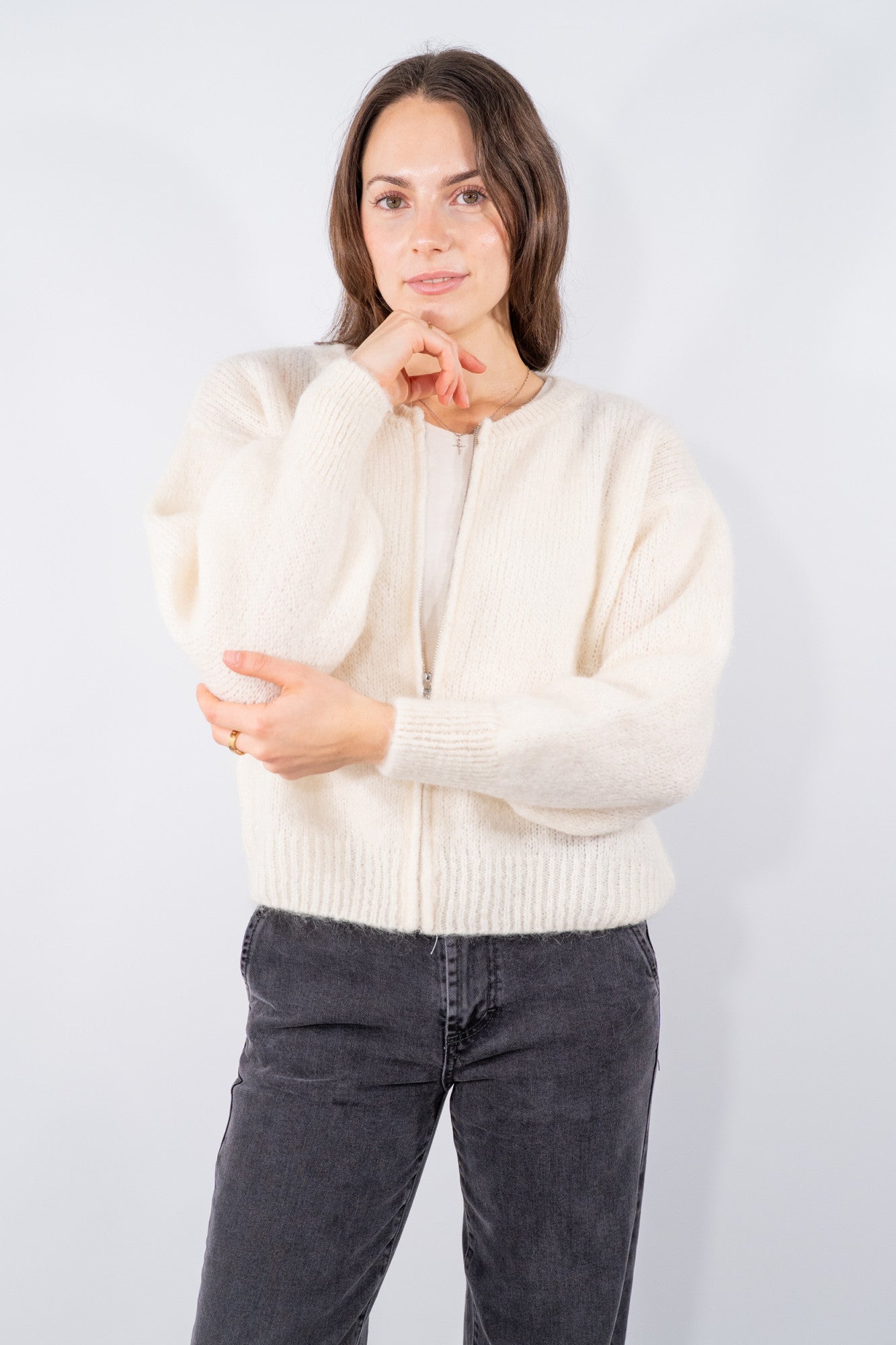 Maglione zip in filato soffice con lavorazione rasata