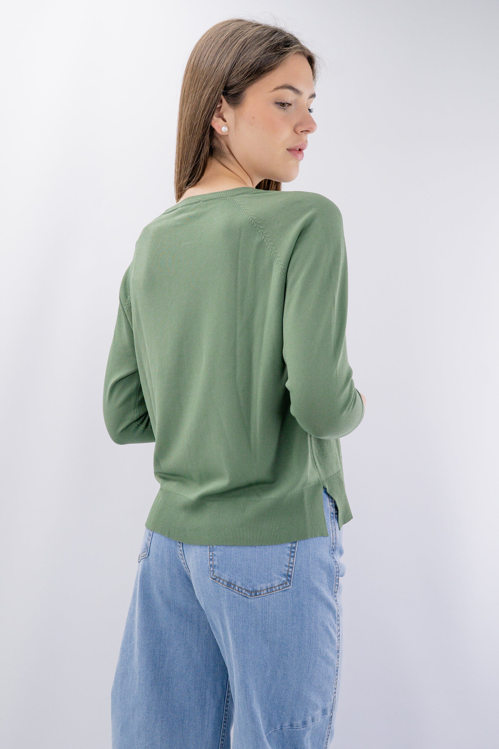Maglia girocollo in viscosa con manica raglan