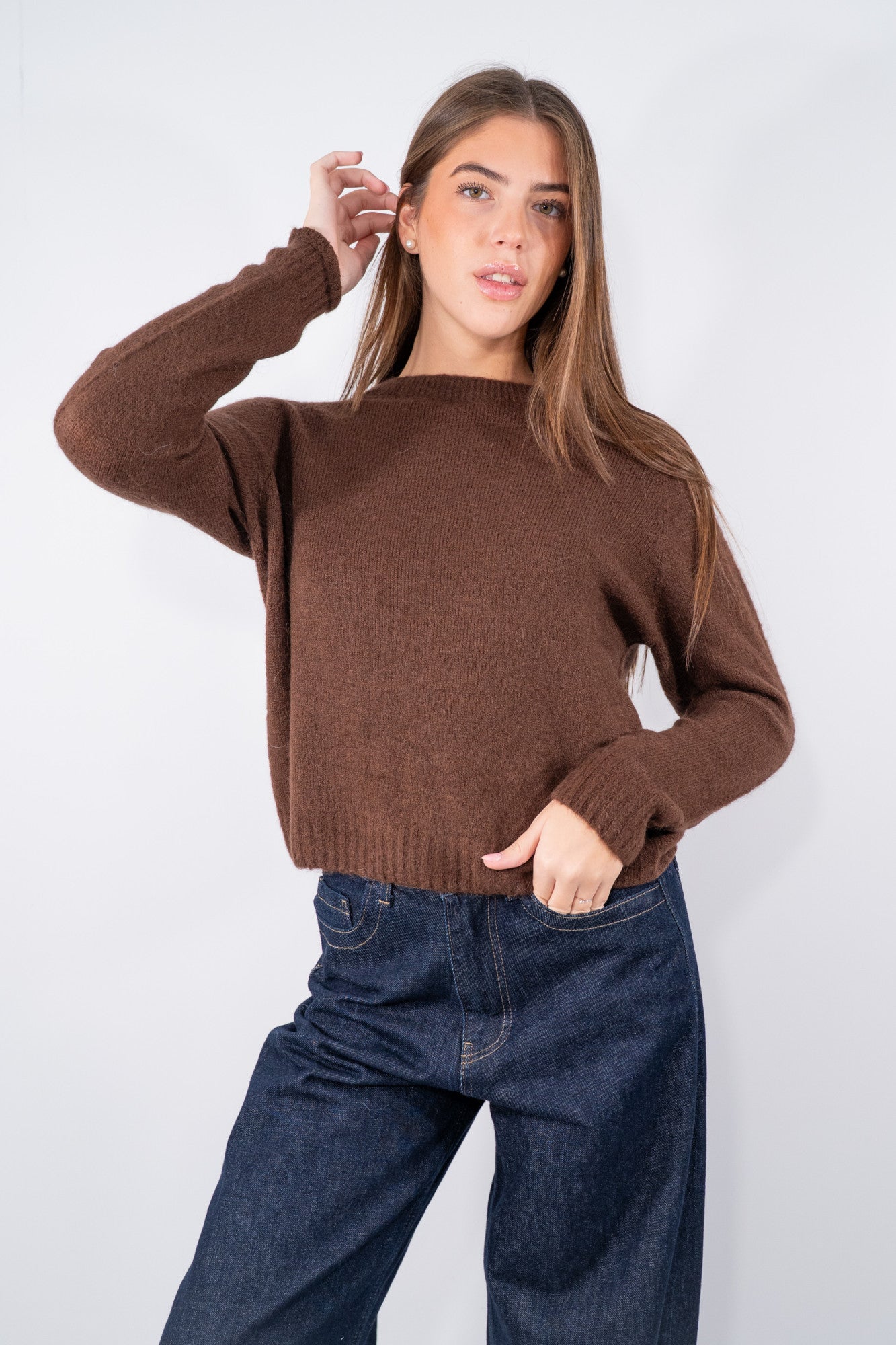 Maglia girocollo soffice in filato pregiato caldo