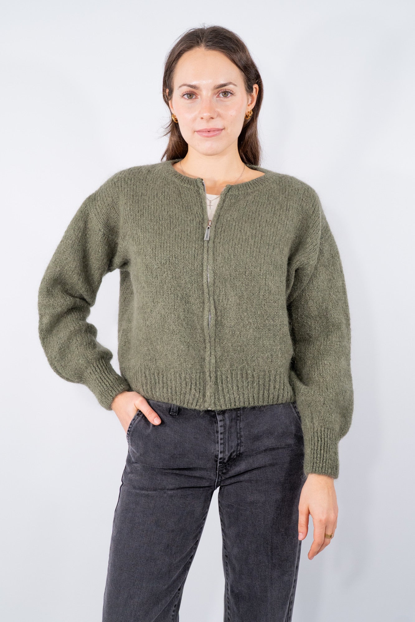 Maglione zip in filato soffice con lavorazione rasata