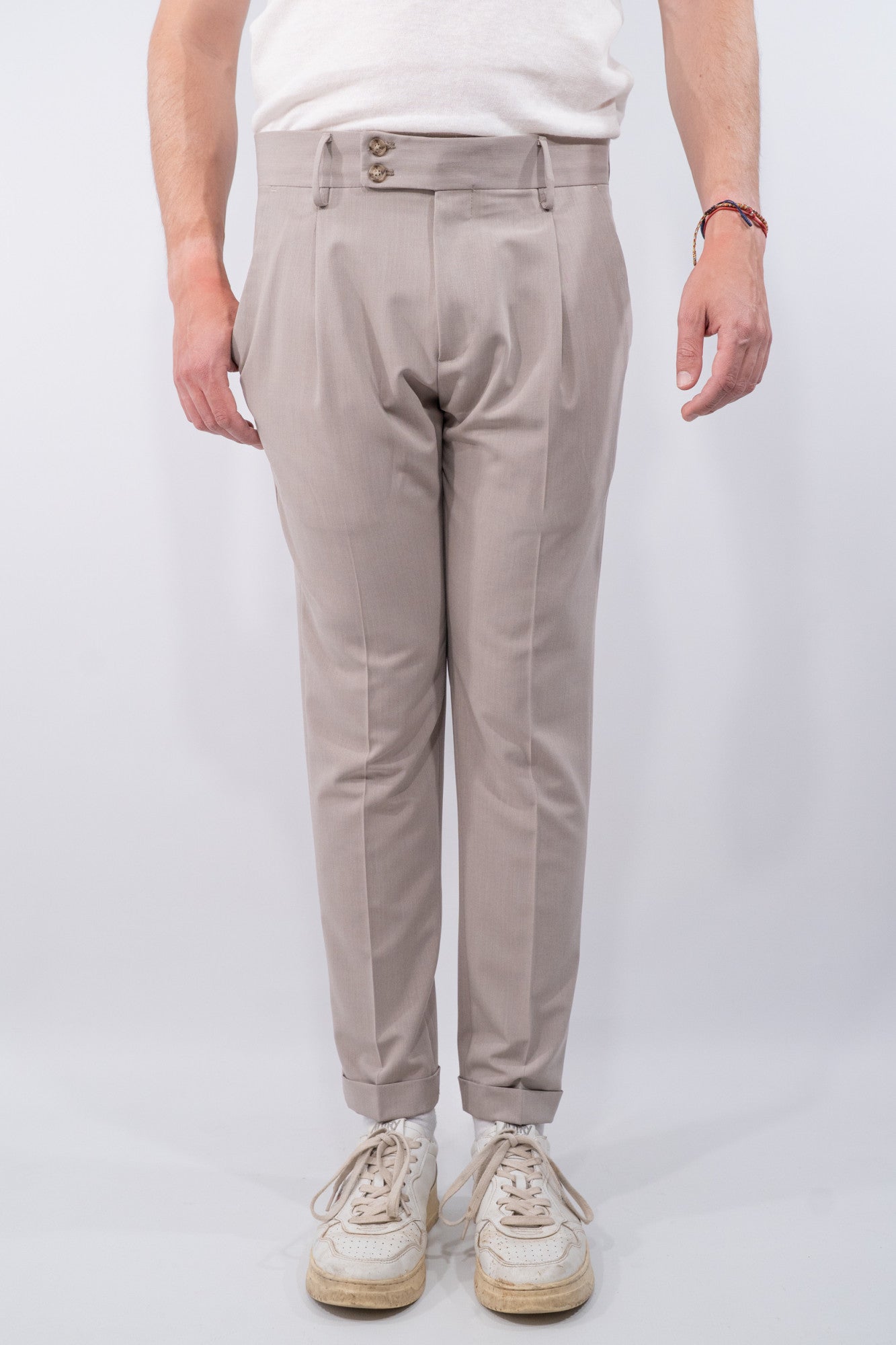 COLOR::BEIGE::2