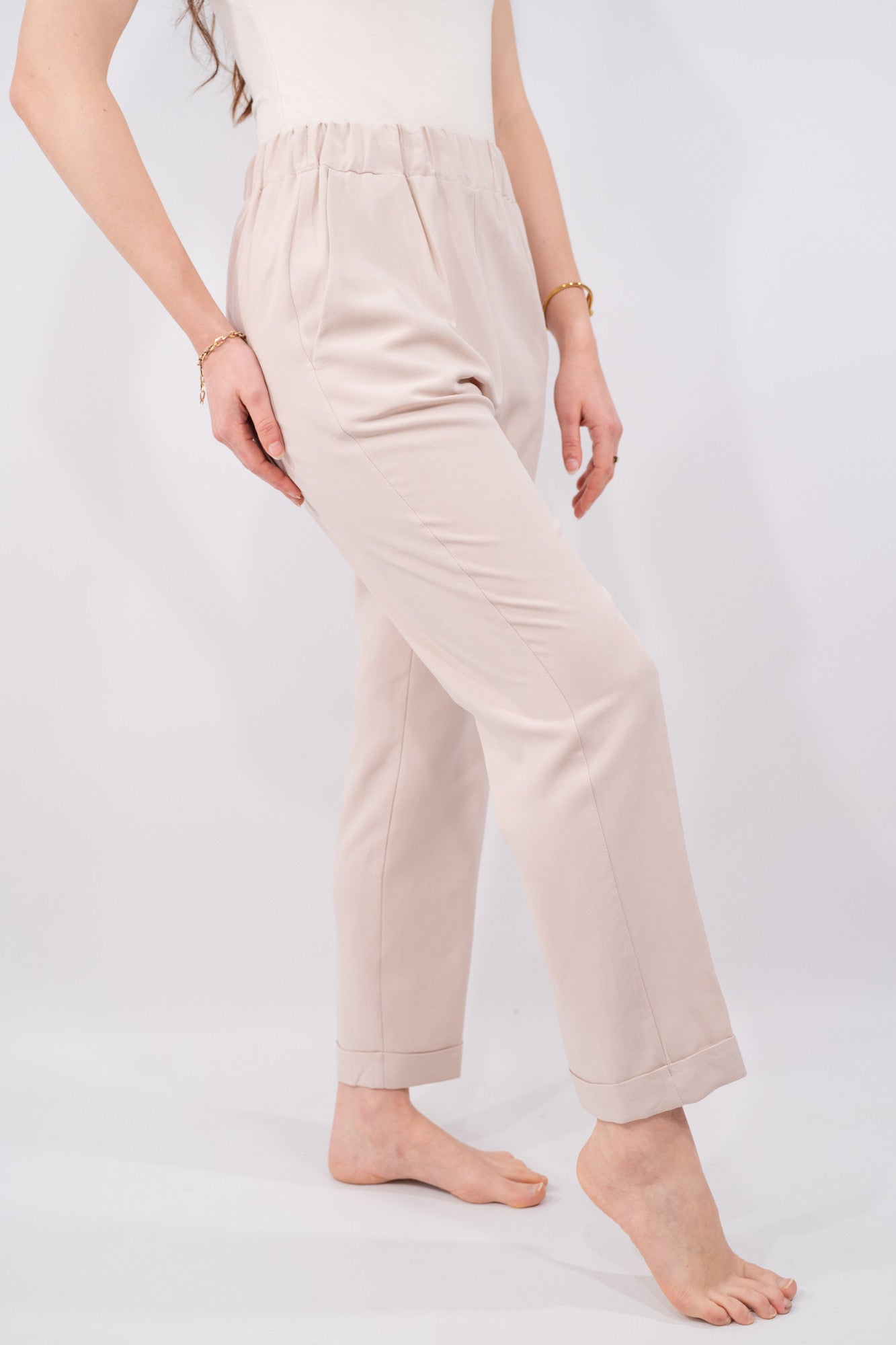 COLOR::BEIGE::3
