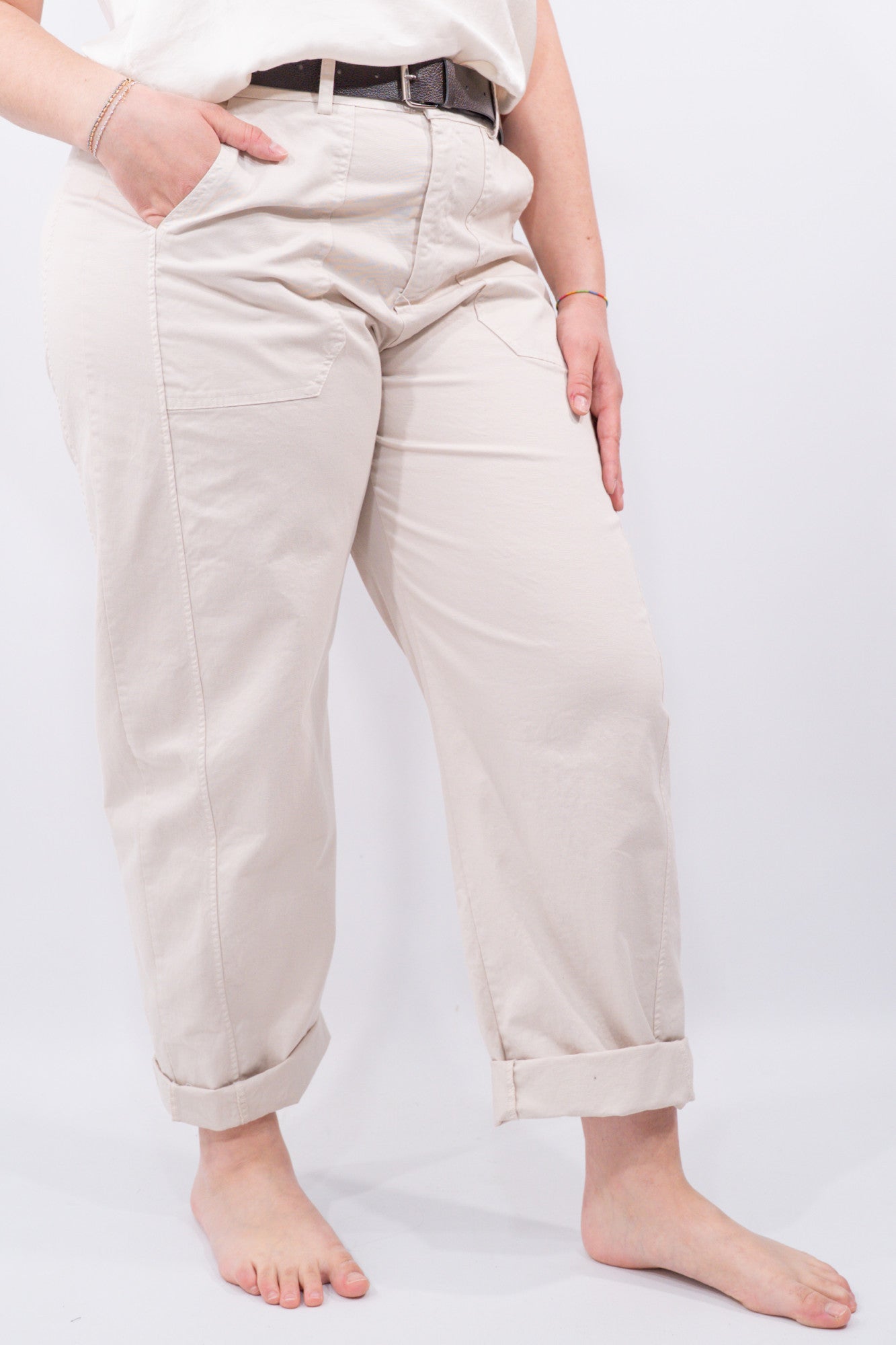 COLOR::BEIGE::1