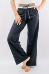 Pantalone a gamba ampia con cinturino elastico e coulisse