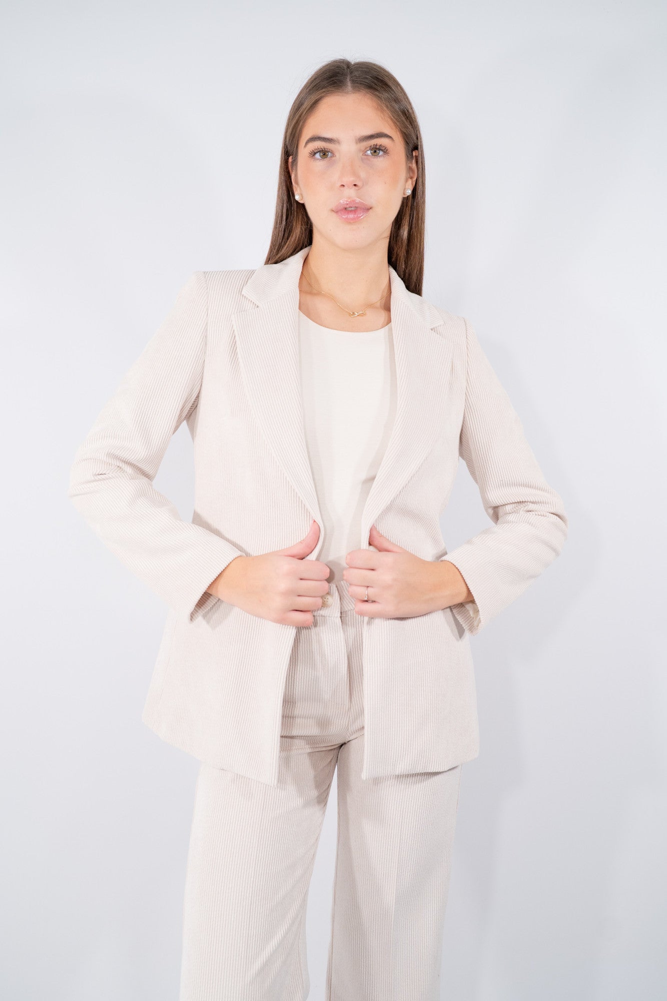 Giacca monopetto in velluto a coste con rever classico