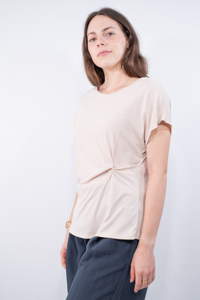 COLOR::BEIGE::2