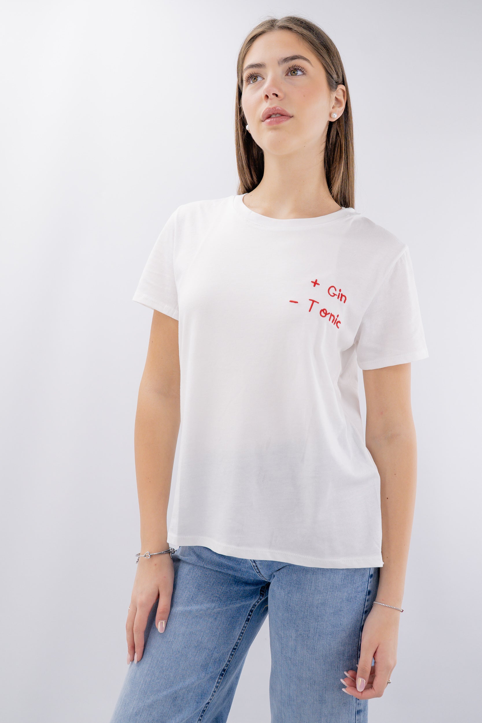 T-shirt con ricamo Gin Tonic