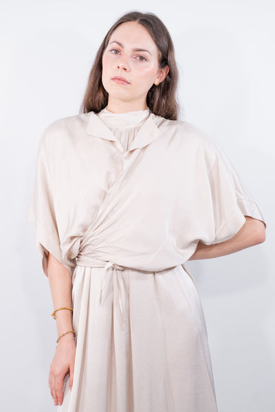 COLOR::BEIGE::1