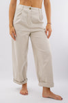 Pantalone a vita alta simil ovetto con pinces