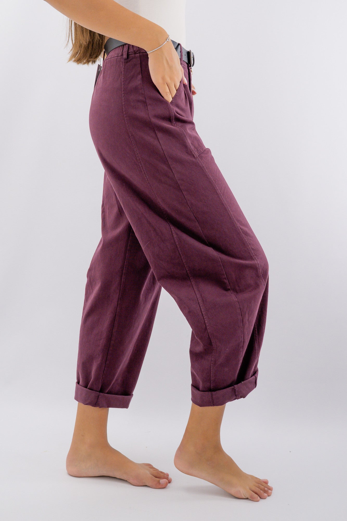 Pantalone ovetto con tasca marsupio