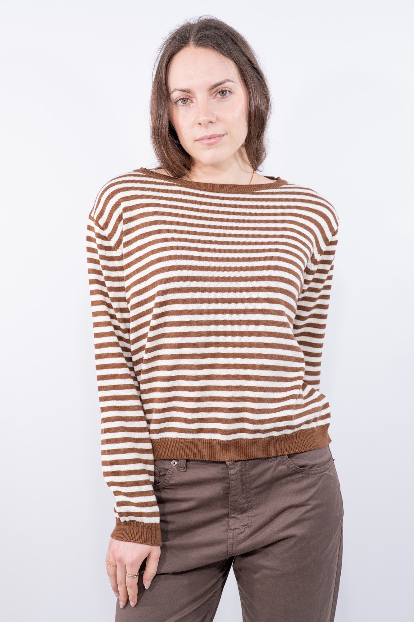 COLOR::MARRONE::1