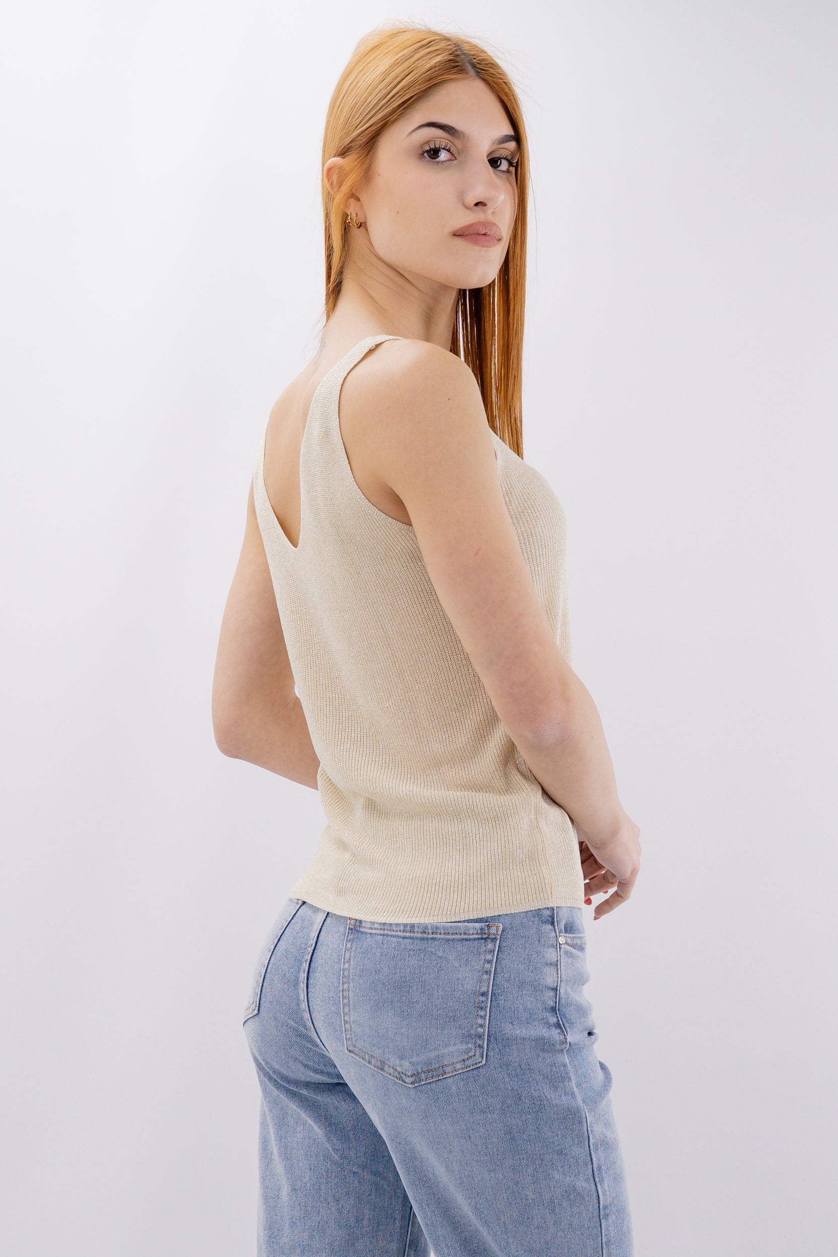 Canotta lurex a costine con scollatura a V