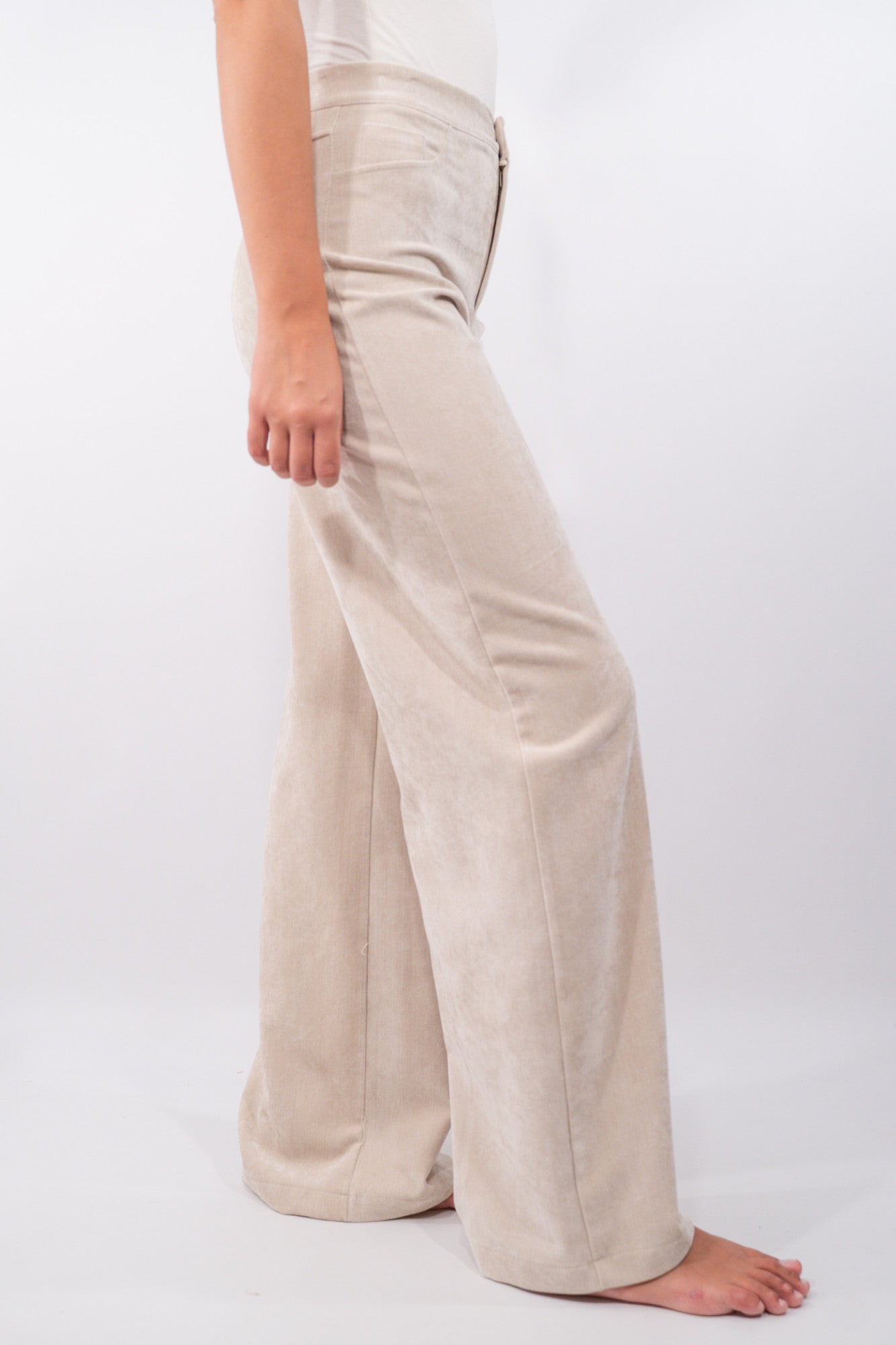 COLOR::BEIGE::3