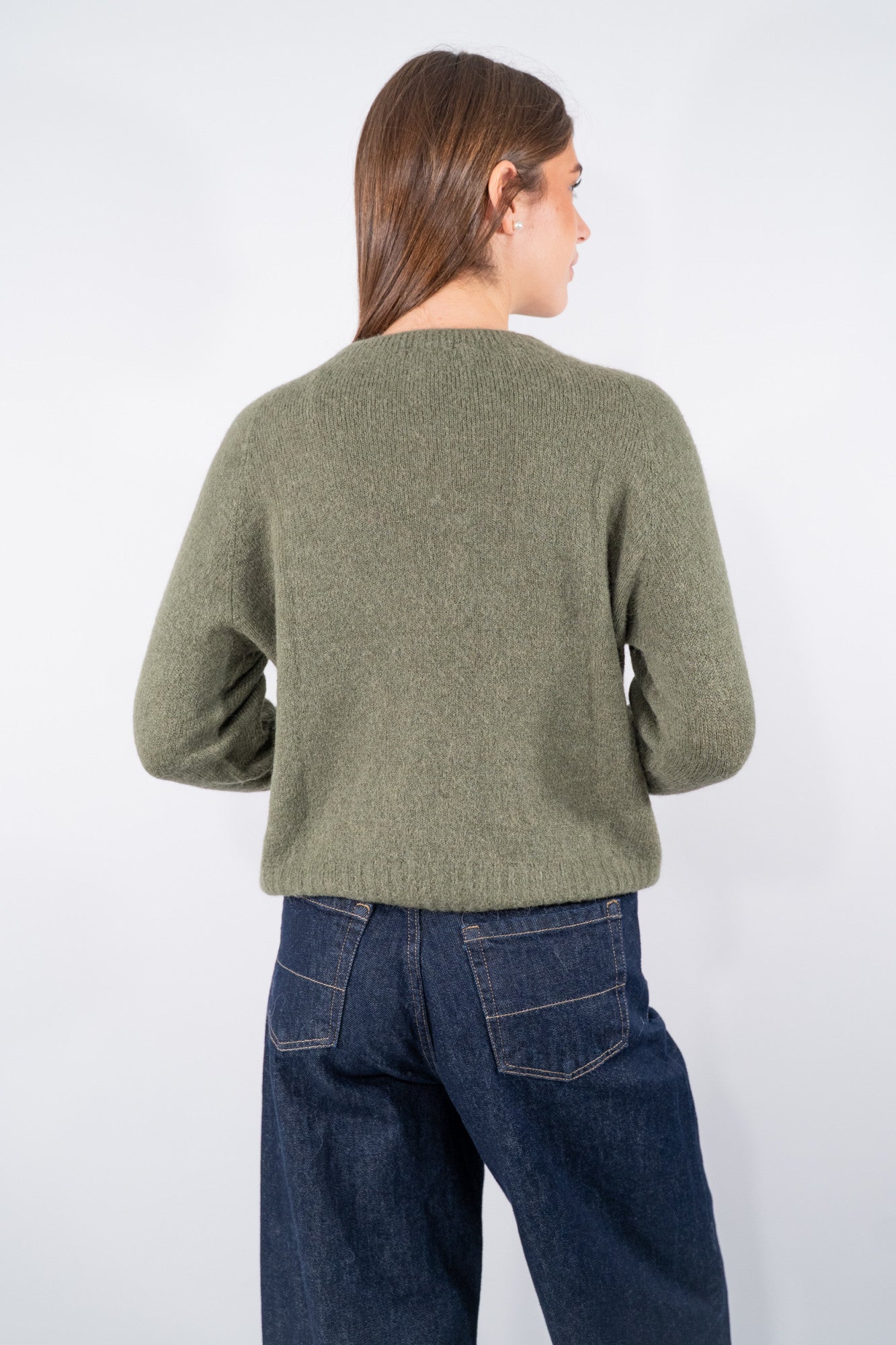 Maglia girocollo soffice in filato pregiato caldo