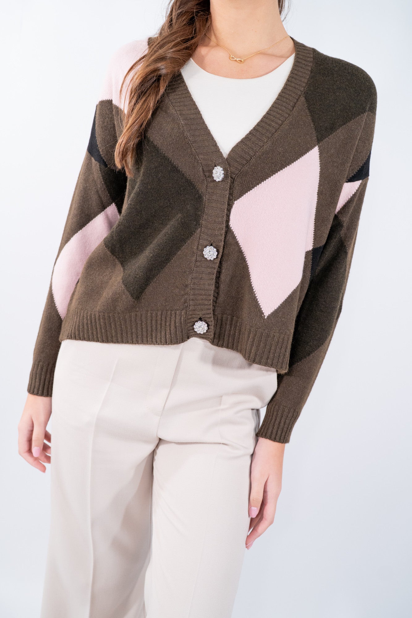 Cardigan a rombi con bottoni gioiello