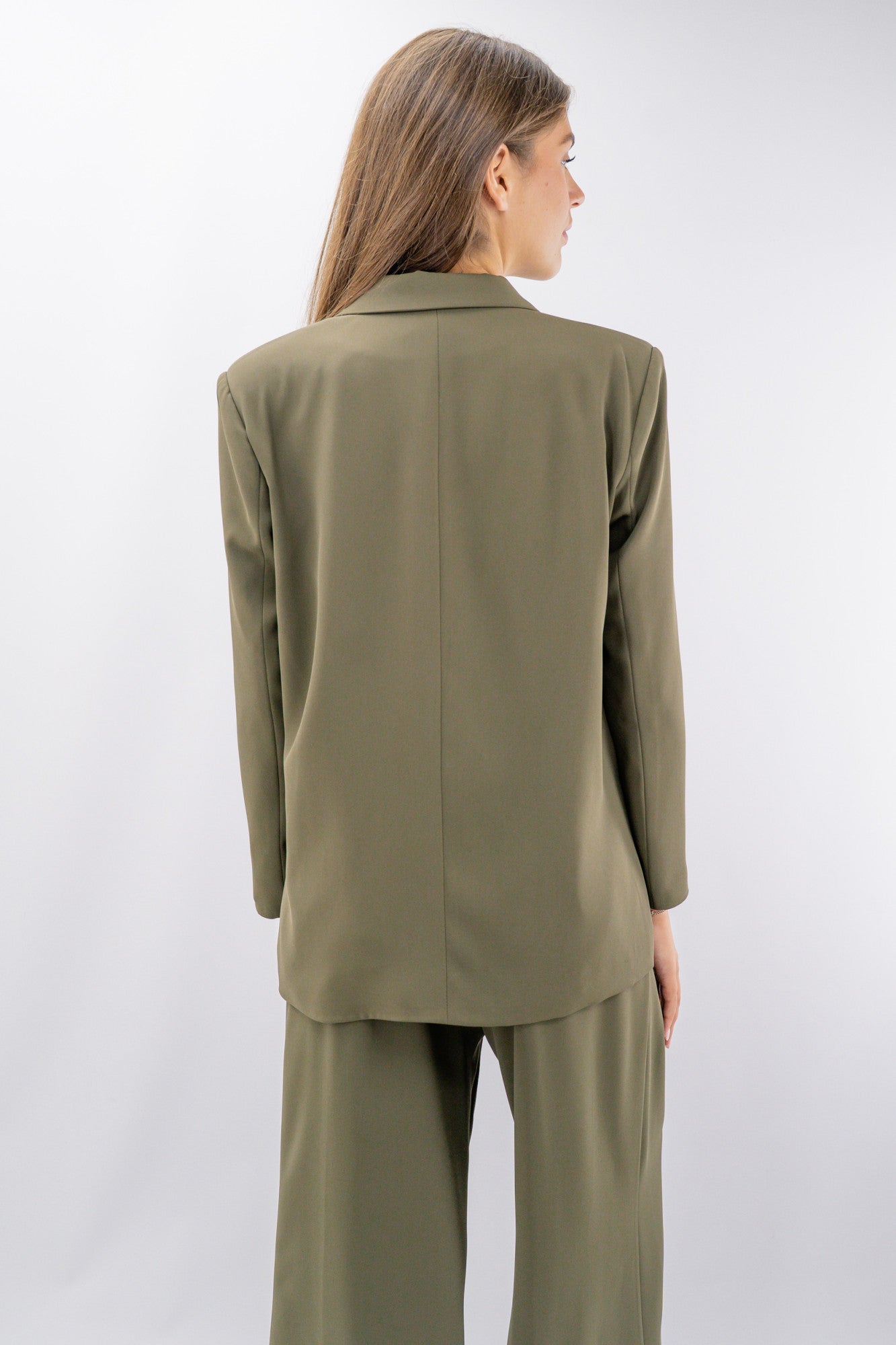 Blazer doppiopetto in tessuto fluido foderato