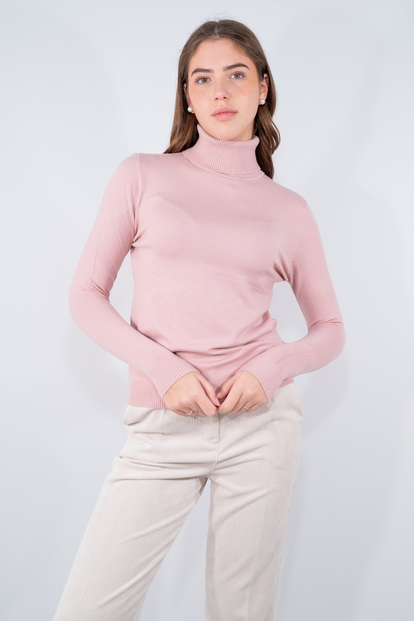 Maglia dolcevita rasata