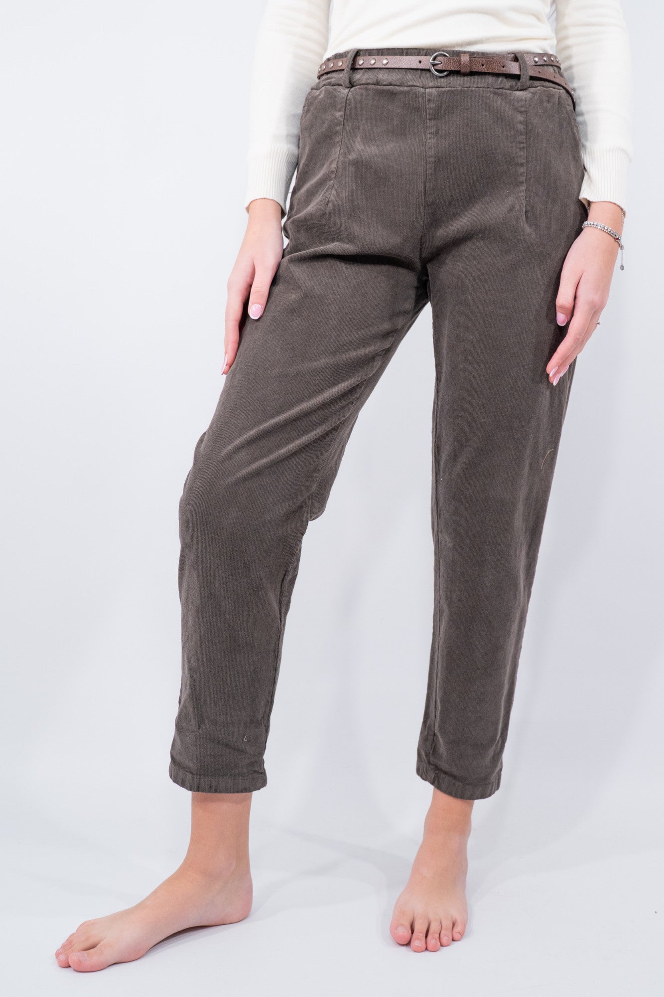 Pantalone in velluto a coste con cintura