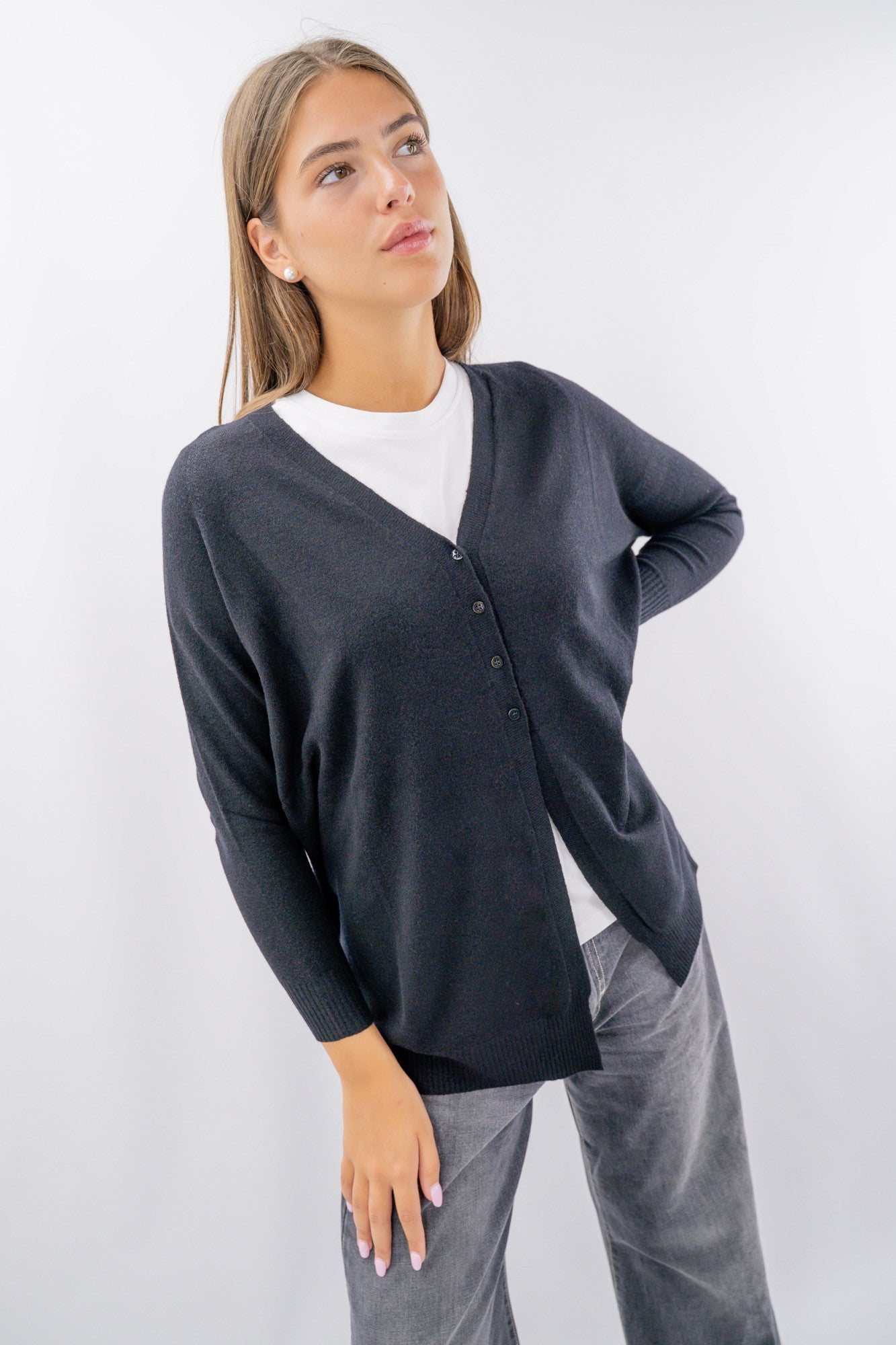 Cardigan lungo con bottoncini