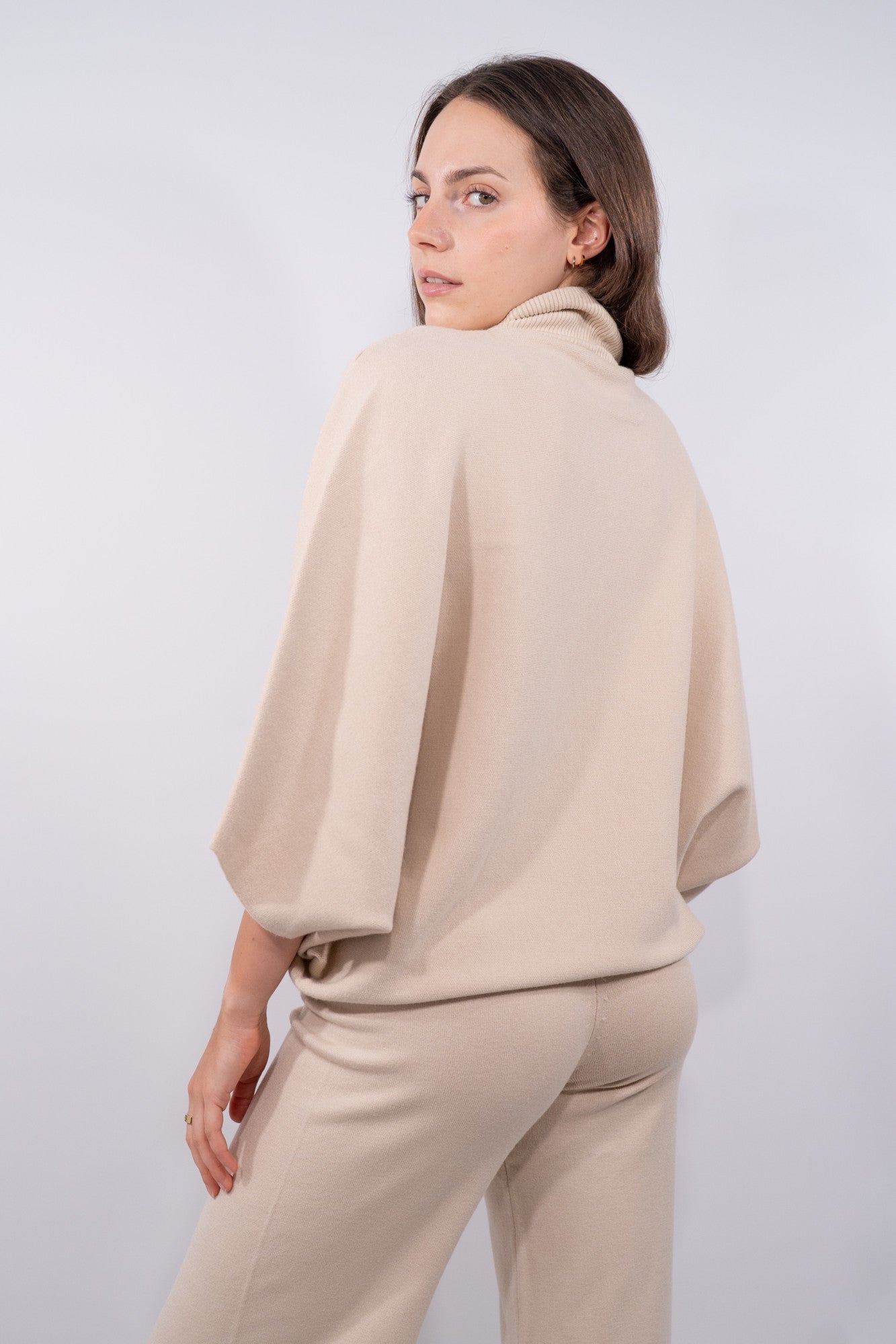 COLOR::CREMA::5