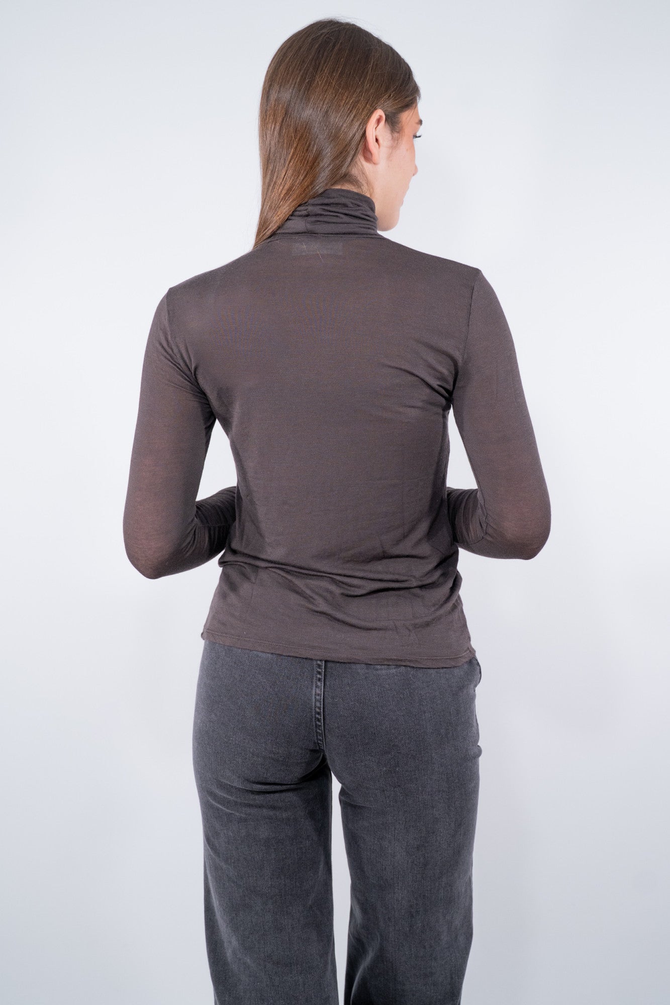 Dolcevita sotto giacca in misto viscosa e cashmere