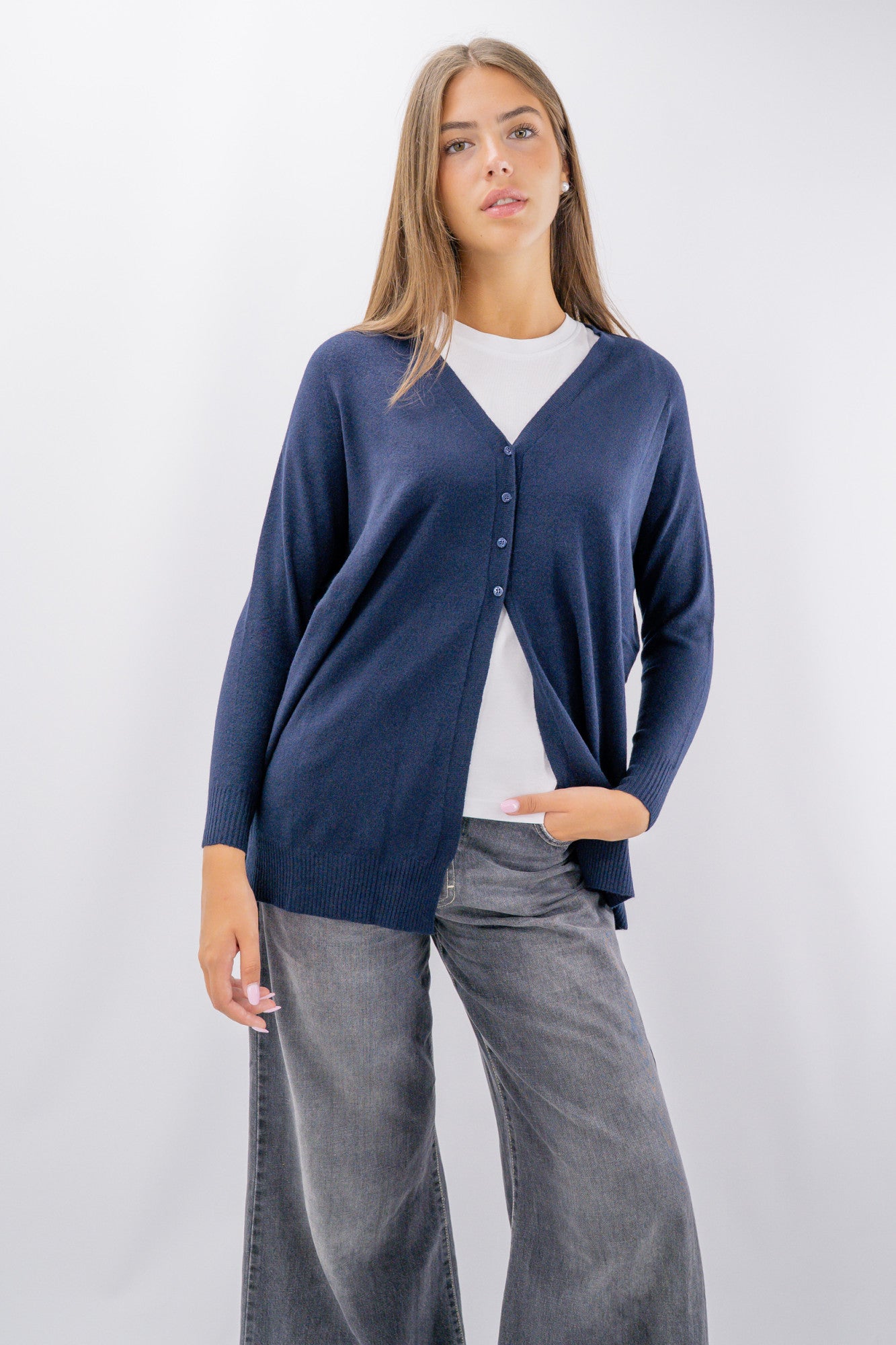Cardigan lungo con bottoncini