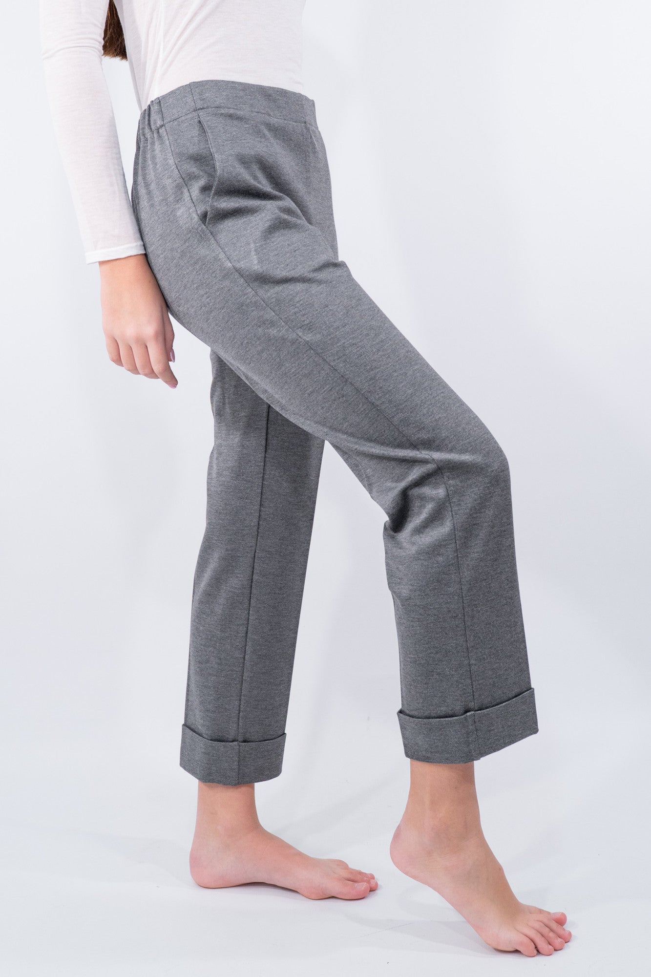 Pantalone con risvolto in punto Milano obliquo.