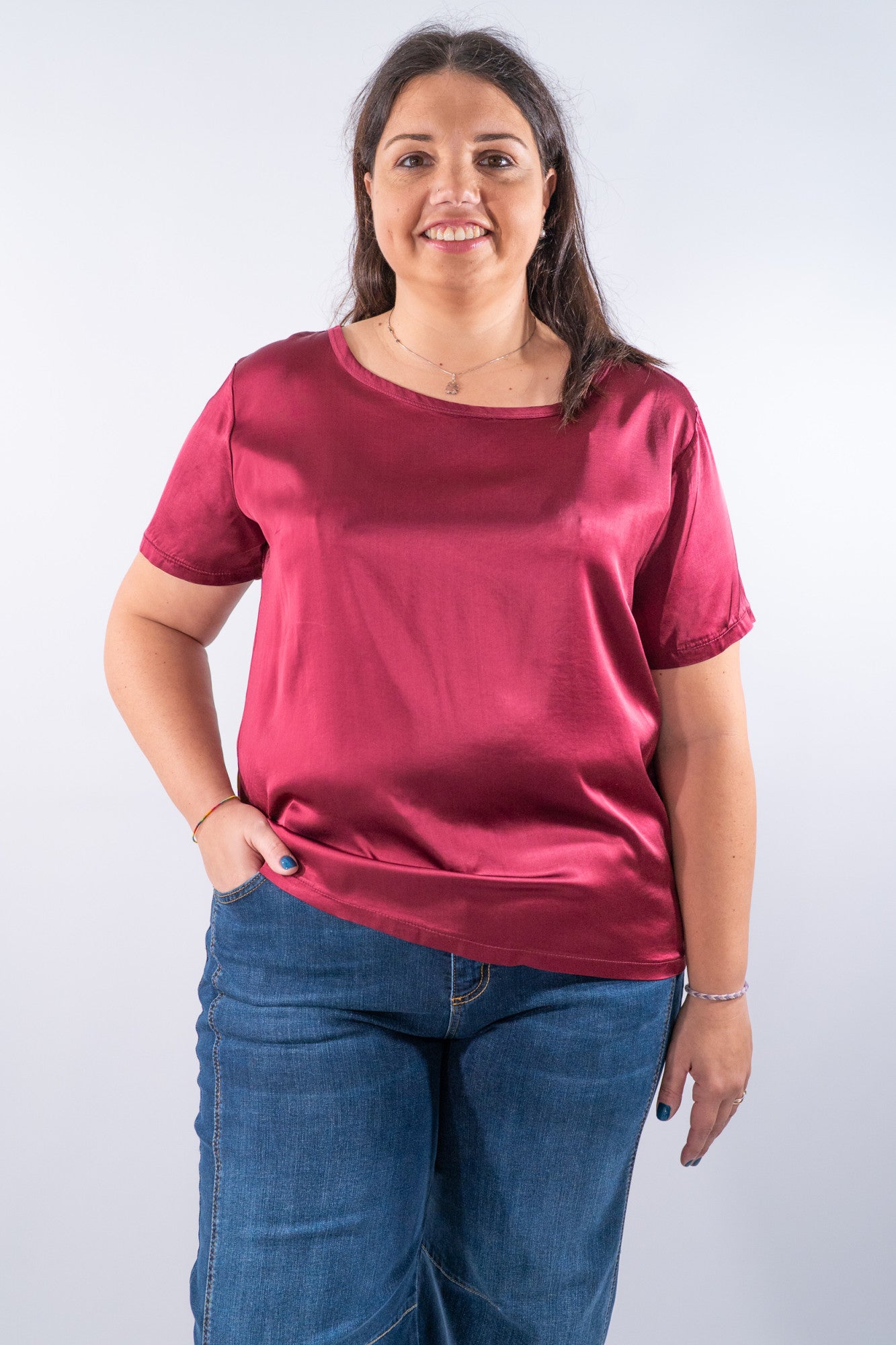 Blusa oversize in viscosa satinata