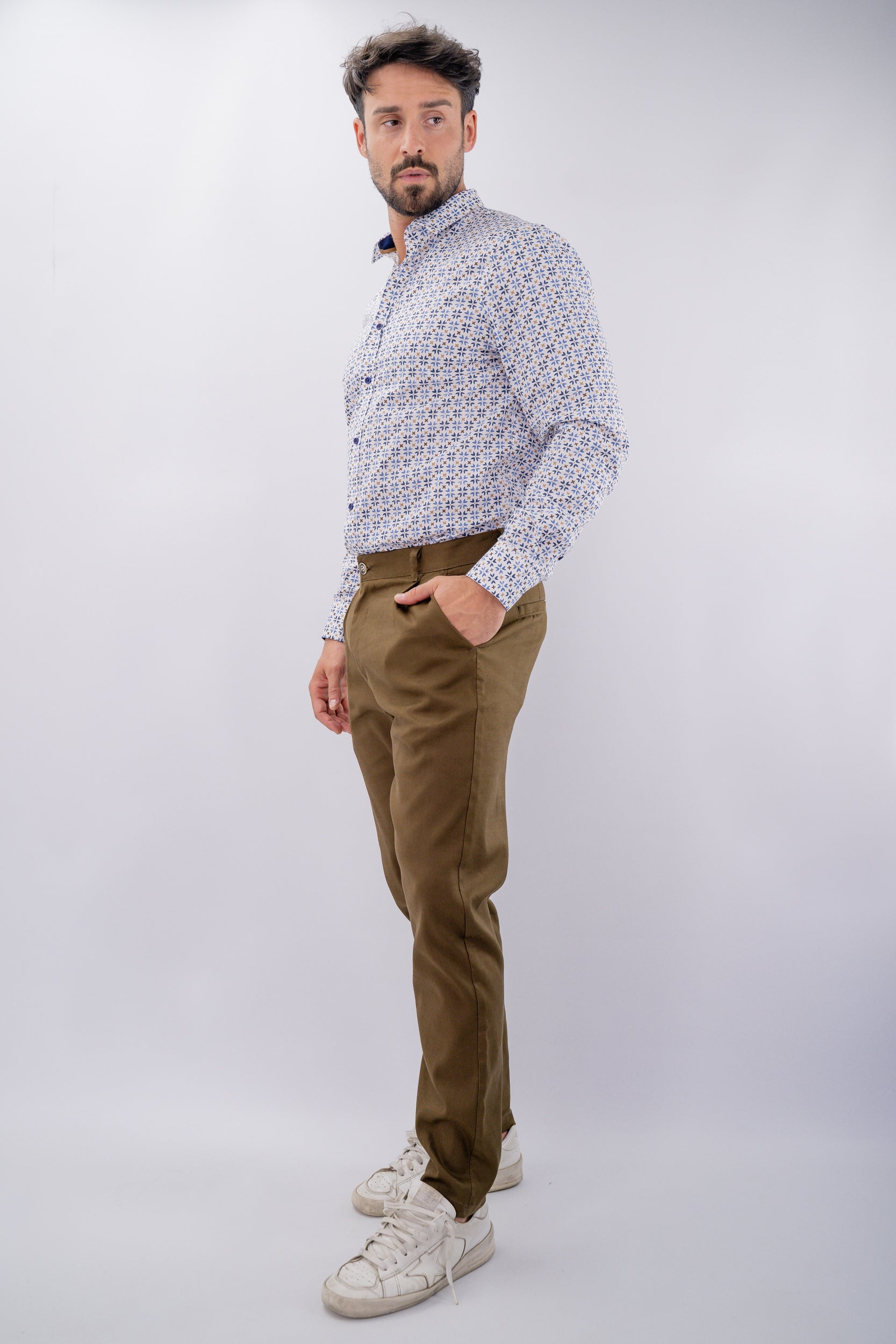 Camicia in fantasia stilizzata