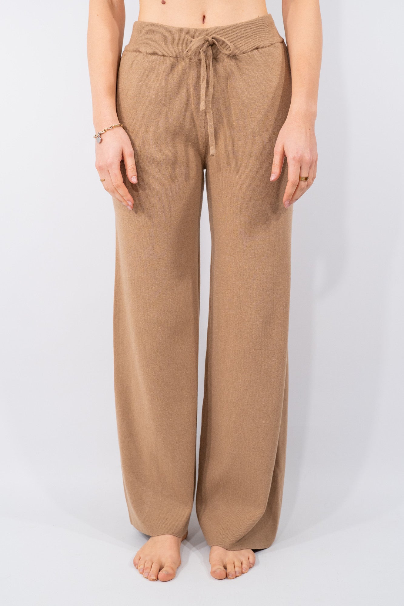 Pantalone palazzo in maglia con coulisse