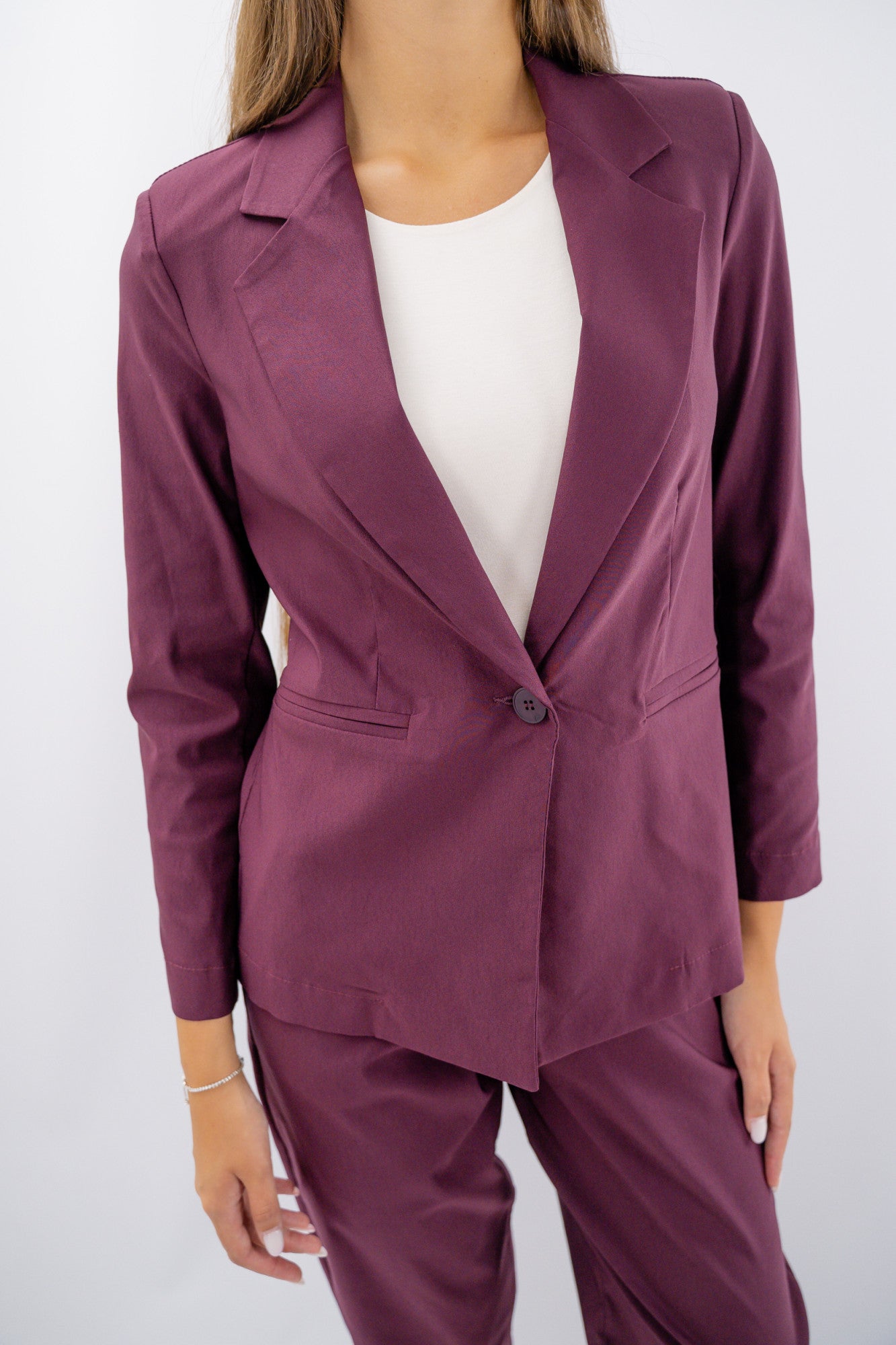 Completo coordinato: blazer sartoriale e pantaloni a ovetto
